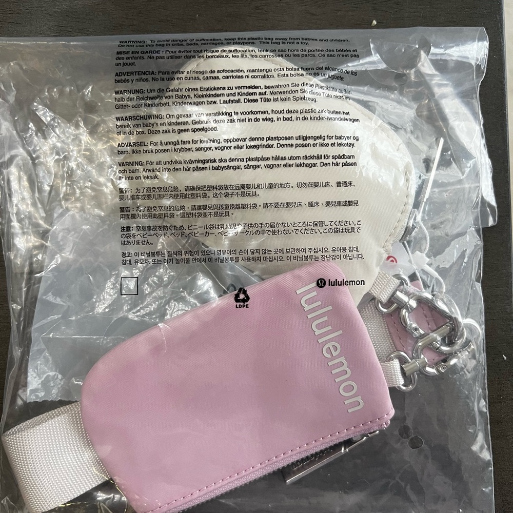 Lululemon Dual Pouch Wristlet (Pink peony/white Opal)